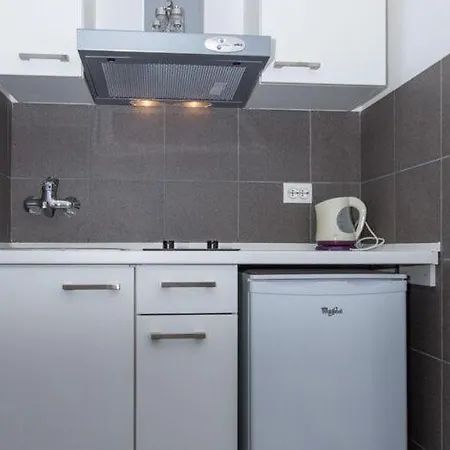 Roza - One-bedroom With Balcony *